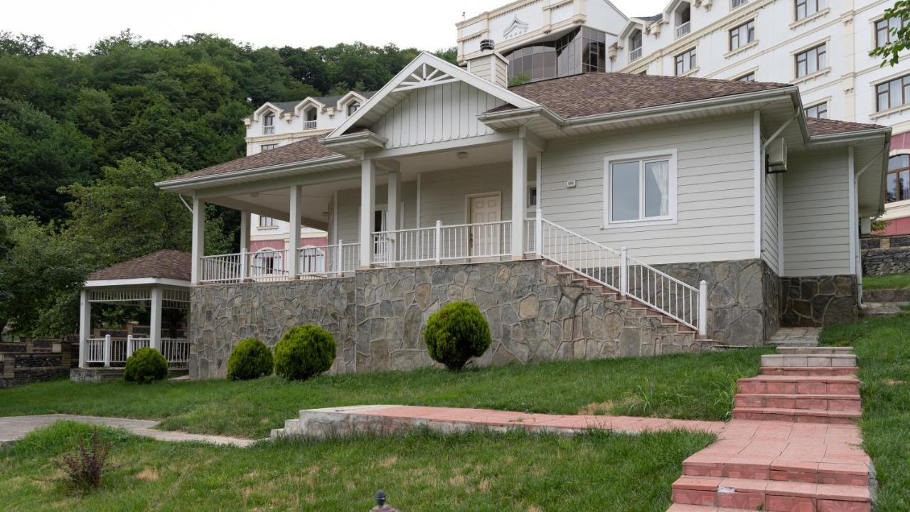 Qafqaz Resort Hotel Qəbələ Zewnętrze zdjęcie